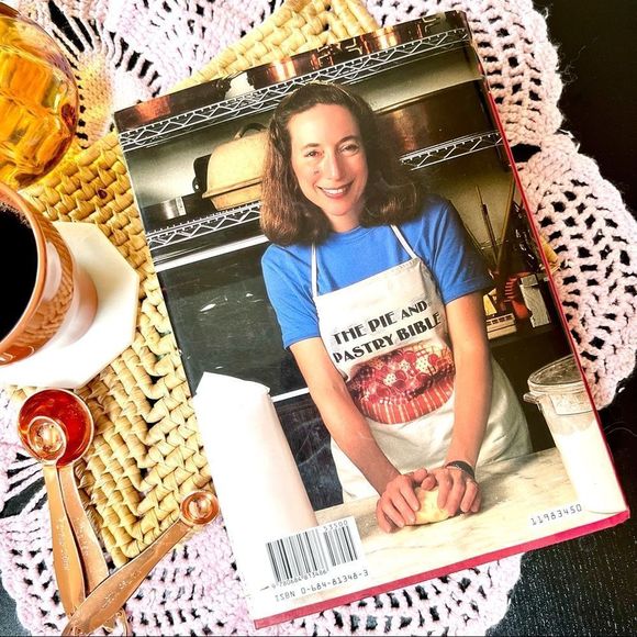 Retro Vintage 90’s The Pie and Pastry Bible Cookbook - Picture 11 of 15